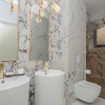 Cozy In With Heated Swimming Pool Makarska