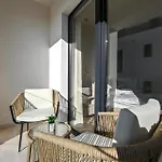 Сasa de vacaciones Cozy In With Heated Swimming Pool *