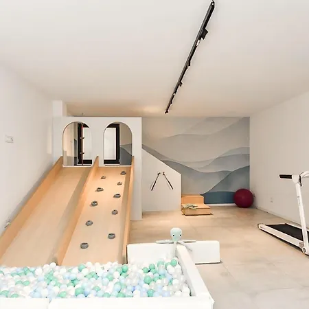 Cozy In With Heated Swimming Pool
