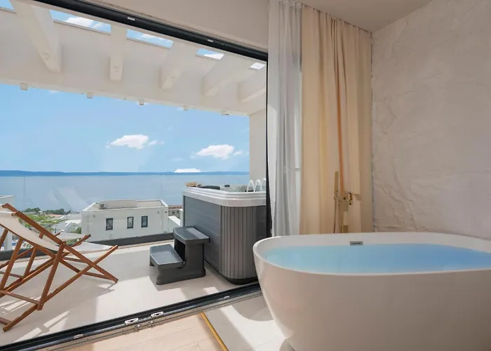 3 Bedroom Beautiful In * Makarska