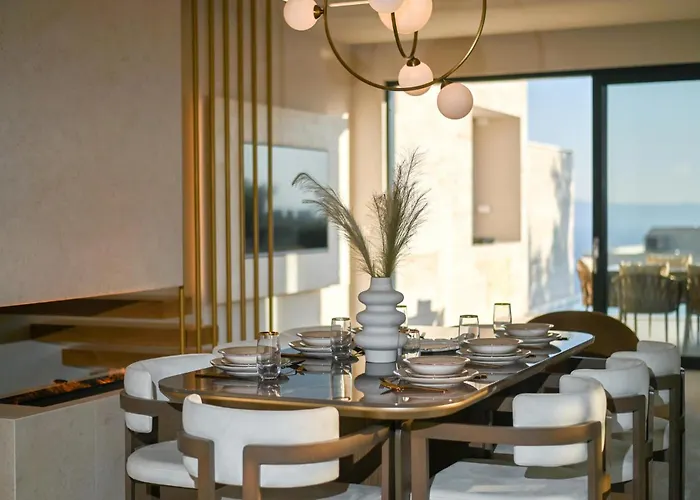 3 Bedroom Beautiful In * Makarska