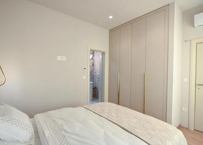 3 Bedroom Beautiful In * Makarska